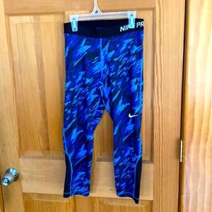 Nike Pro Dri-fit Capri Leggings M